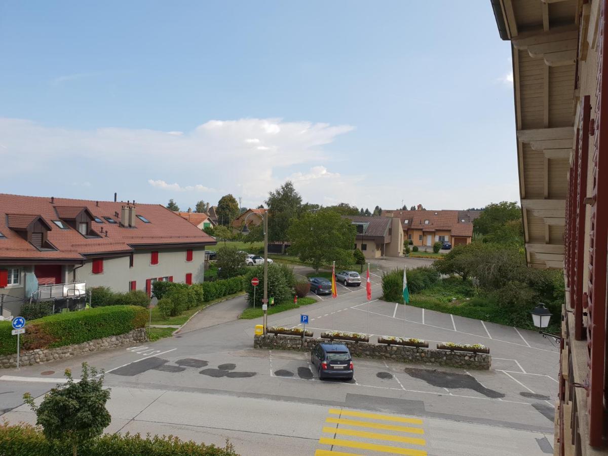 Auberge De Ballens 外观 照片