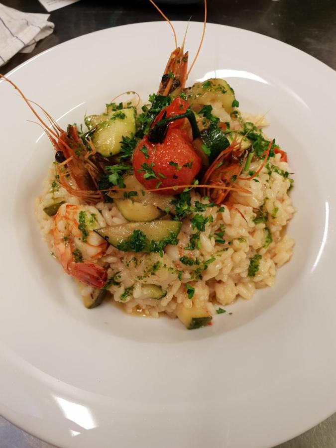 Auberge De Ballens 外观 照片