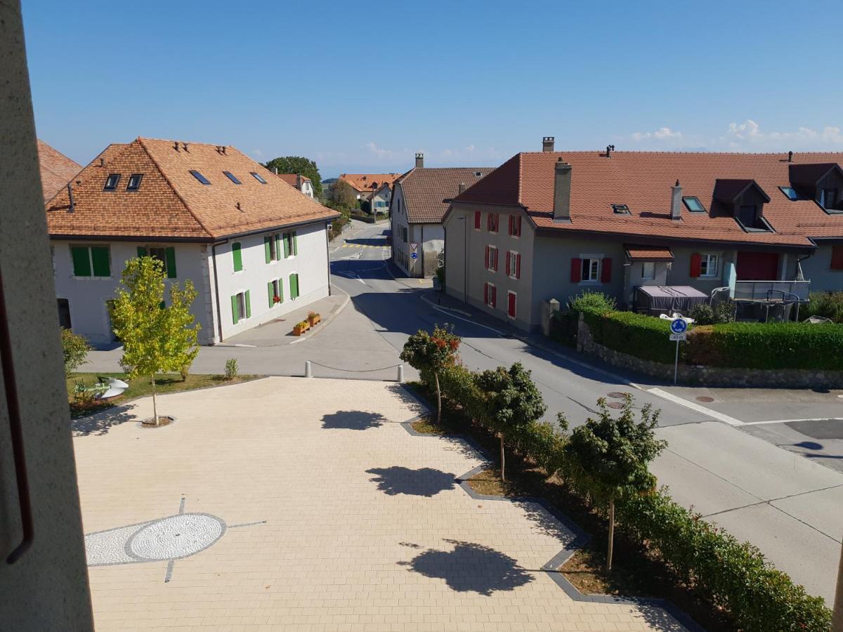Auberge De Ballens 外观 照片